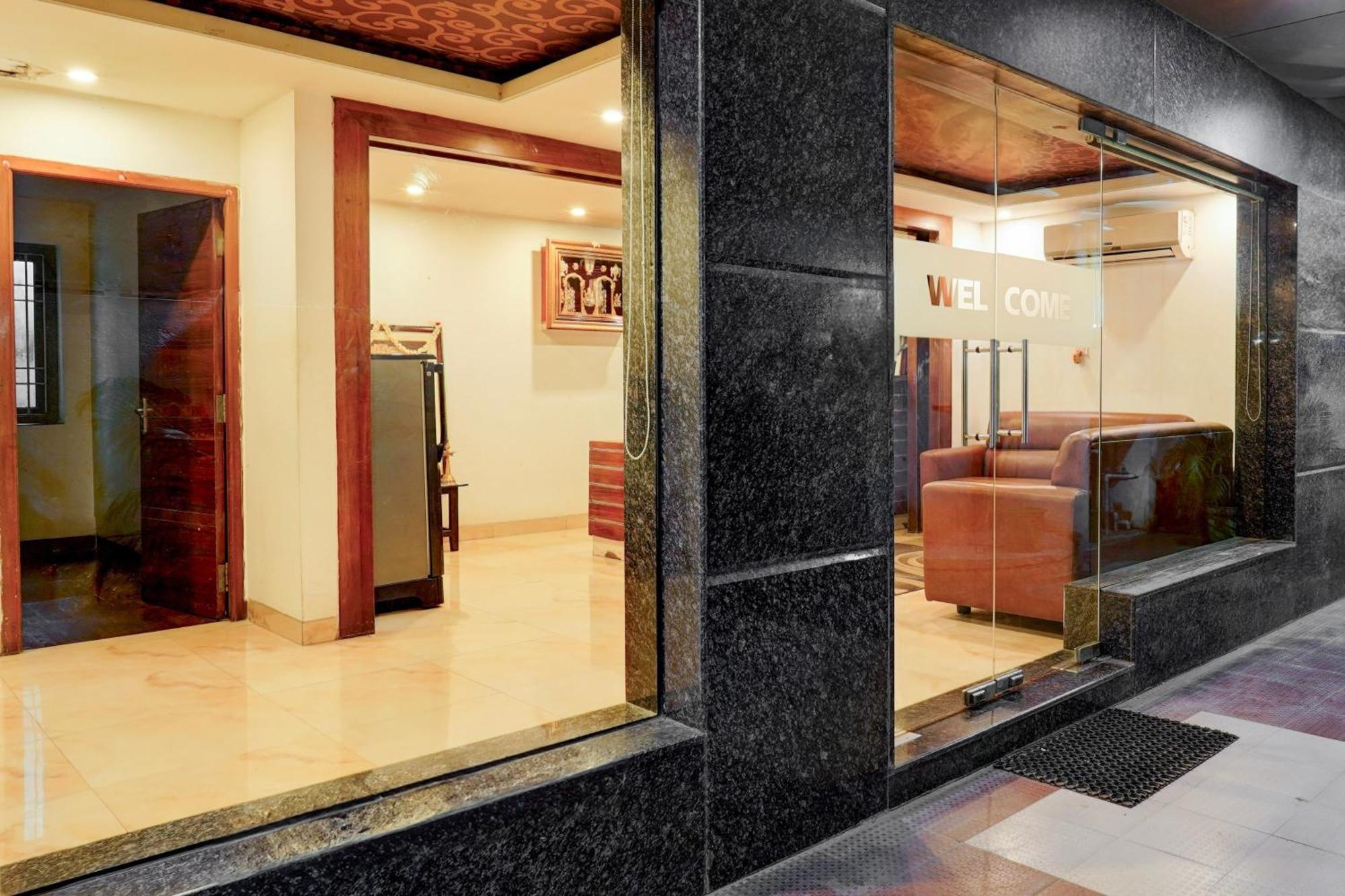 Super Townhouse Arcot Road Near Kauvery Hospital Chennai Exterior photo