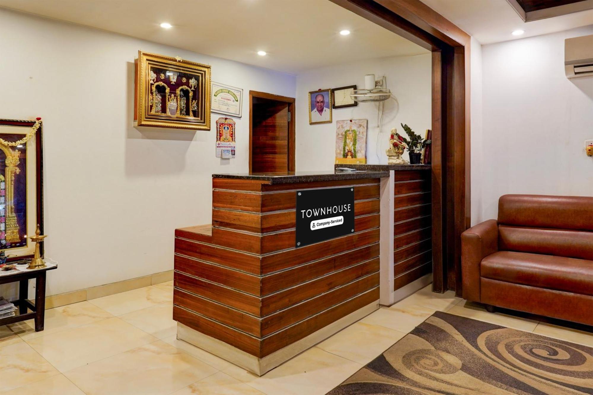 Super Townhouse Arcot Road Near Kauvery Hospital Chennai Exterior photo
