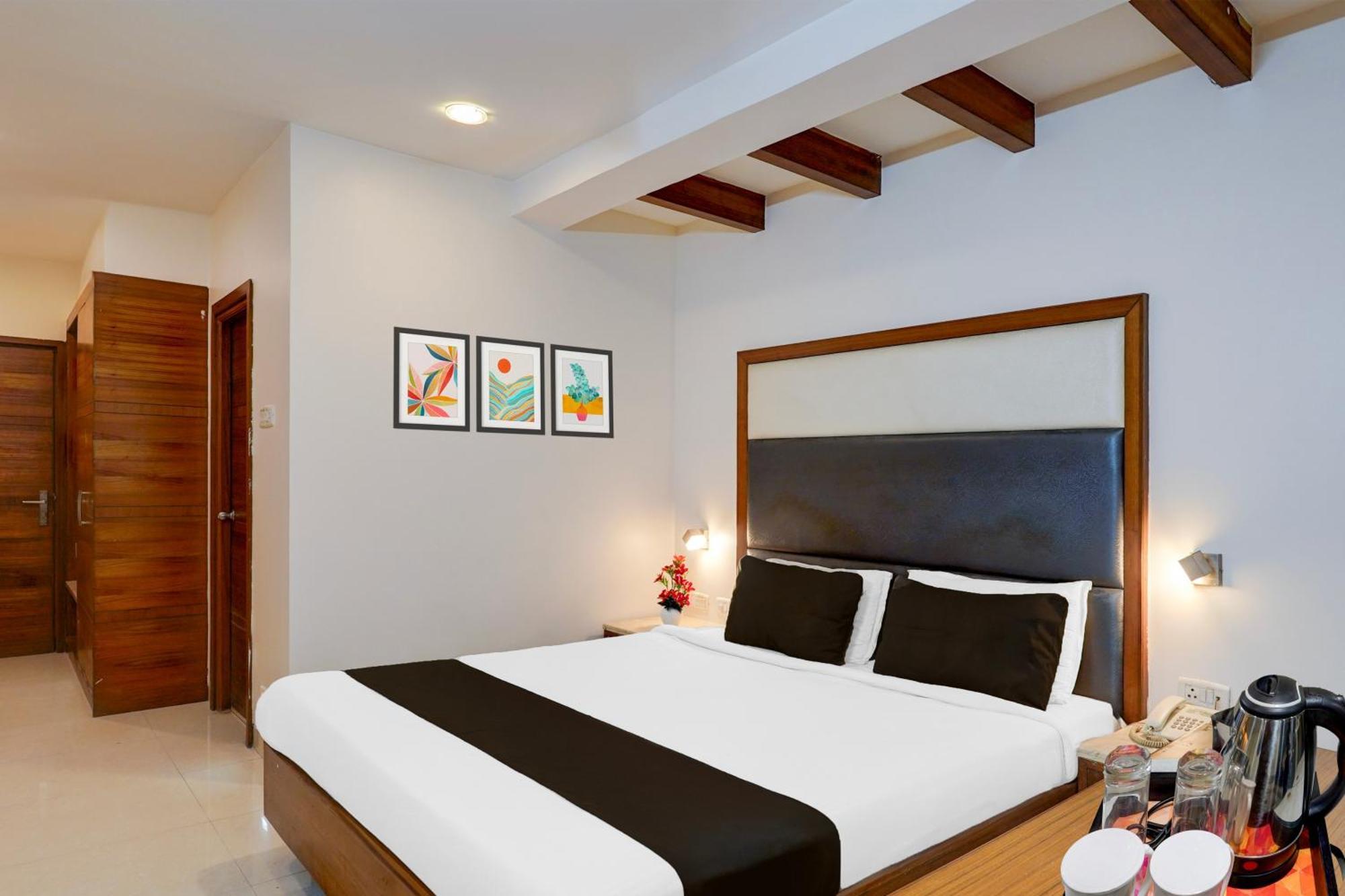 Super Townhouse Arcot Road Near Kauvery Hospital Chennai Exterior photo